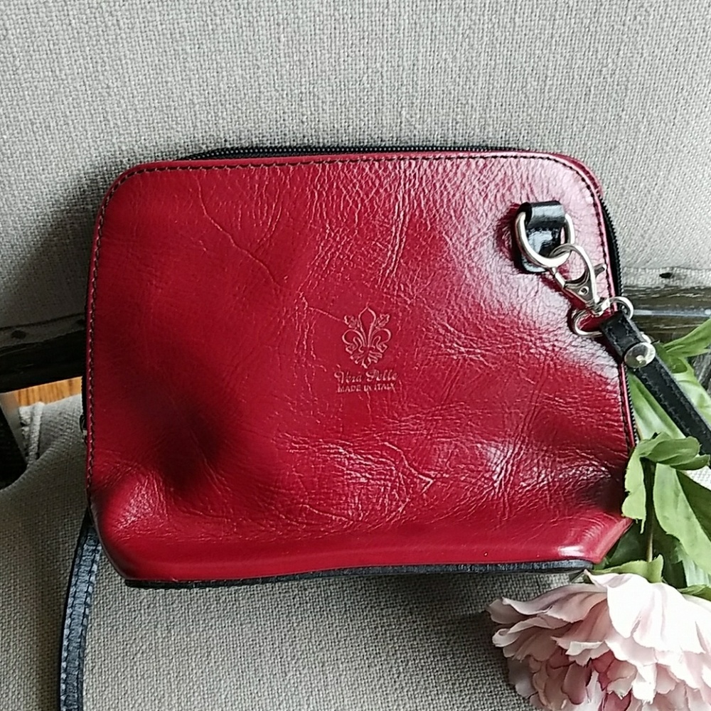 Vera Pelle crossbody